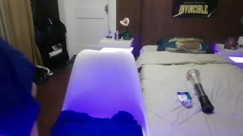 venezuelan420 online show from March 25, 2026, 3:45 am