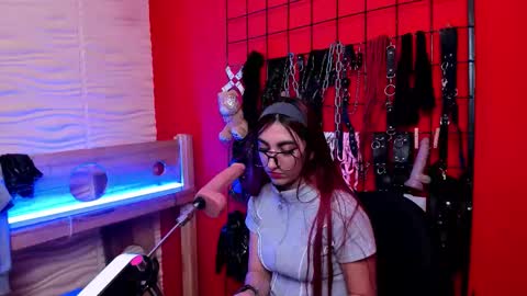 Snapshot of venus_bms_ chatting on February 28, 2026, 11:55 am VENUS online show from February 28, 2026, 11:55 am