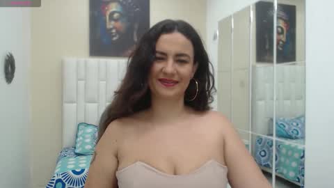 Venus Cortez  online show from October 4, 2025, 6:50 pm