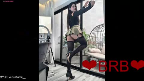 Snapshot of venus_flame chatting on April 26, 2026, 12:36 pm VENUS online show from April 26, 2026, 12:36 pm