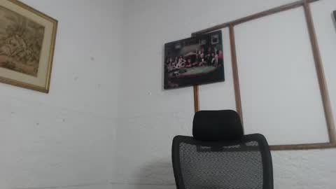 venus_lov online show from November 6, 2025, 10:38 am