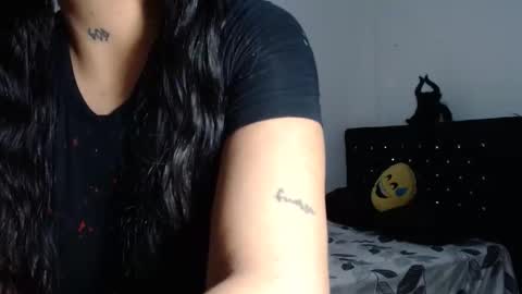 venus_menoza online show from December 6, 2024, 11:14 pm