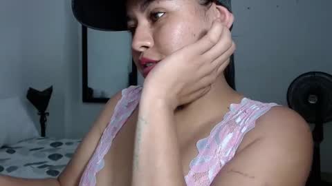 venus_menoza online show from September 10, 2025, 2:50 pm