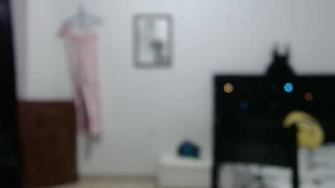 venus_menoza online show from April 11, 2026, 11:36 am