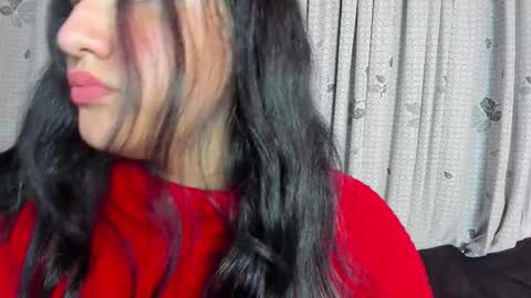 Sofi online show from February 4, 2026, 1:44 am