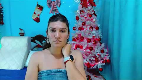 Catalina online show from December 30, 2024, 1:15 am