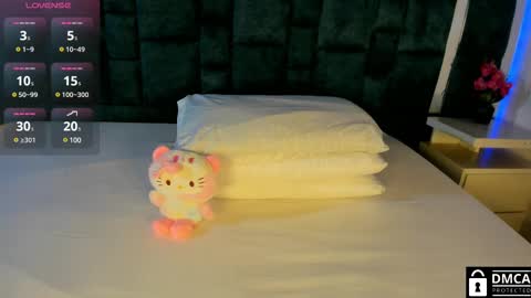 Venus online show from March 5, 2025, 11:28 am