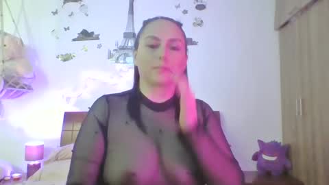 Snapshot of venusina07 chatting on September 12, 2025, 1:55 pm VENUSINA07 online show from September 12, 2025, 1:55 pm