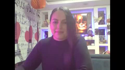 Snapshot of venusina07 chatting on October 15, 2025, 6:35 am VENUSINA07 online show from October 15, 2025, 6:35 am
