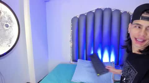 Snapshot of venuss09 chatting on November 10, 2025, 8:19 pm venuss09 online show from November 10, 2025, 8:19 pm