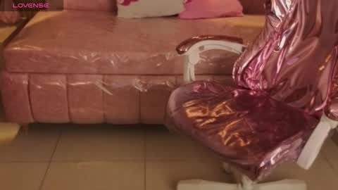 venuss online show from January 10, 2026, 1:57 pm