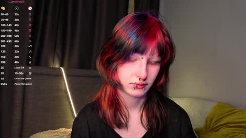 Erica online show from December 19, 2025, 8:16 pm