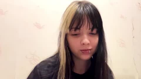 Veronika online show from February 12, 2026, 6:25 pm