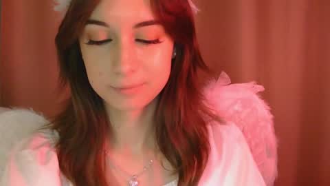 Una online show from November 1, 2025, 1:13 pm