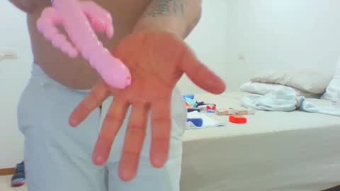 vergagolosa22 online show from December 23, 2025, 4:54 am