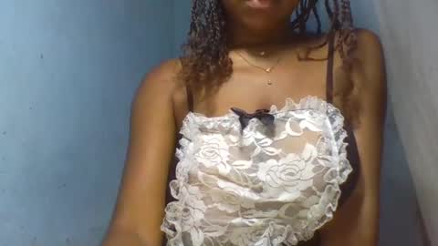 verolla31 online show from December 20, 2024, 3:31 pm