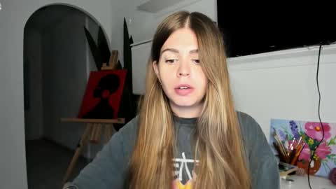 Lolitalolz online show from October 4, 2025, 4:49 pm