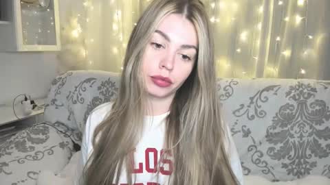 Snapshot of veronarolls chatting on January 17, 2026, 6:55 pm Lolitalolz online show from January 17, 2026, 6:55 pm