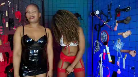 veronica_bdsm online show from November 12, 2025, 4:24 am