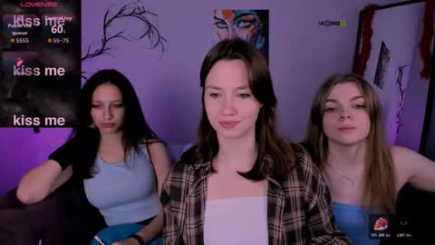 Ronni online show from November 22, 2025, 8:19 pm