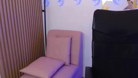 VERONICA online show from February 3, 2026, 1:27 pm