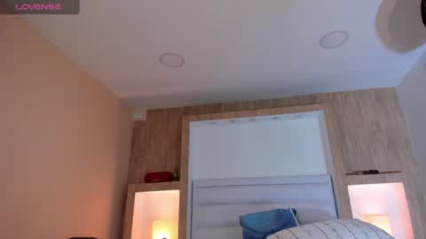 Johovanna online show from November 9, 2025, 12:47 pm