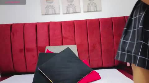 Snapshot of veronica_mae chatting on September 18, 2025, 4:03 am VERONICA online show from September 18, 2025, 4:03 am