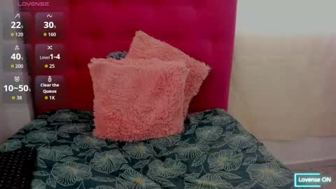 Snapshot of veronica_meller chatting on February 13, 2026, 5:09 pm Veronica online show from February 13, 2026, 5:09 pm