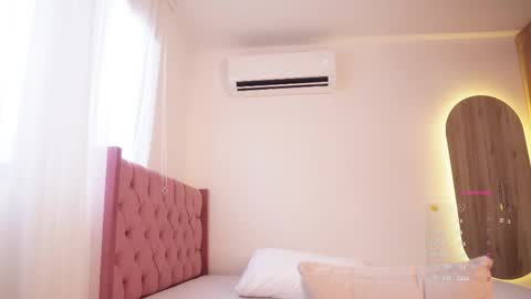 Veronica online show from February 6, 2026, 3:48 pm