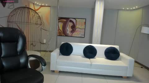 Vero  online show from February 4, 2026, 9:48 am