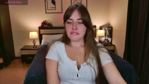 Snapshot of veronicafreman chatting on July 7, 2026, 5:32 am Veronica online show from July 7, 2026, 5:32 am