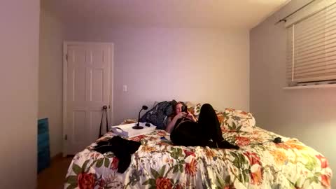 Snapshot of veronicalake chatting on November 2, 2025, 4:59 am Veronica Lake online show from November 2, 2025, 4:59 am