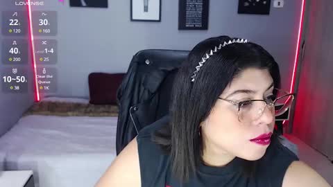 Miss Veronika online show from March 5, 2025, 12:11 pm