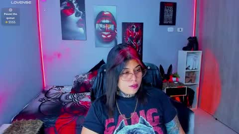 Miss Veronika online show from September 22, 2025, 4:36 am