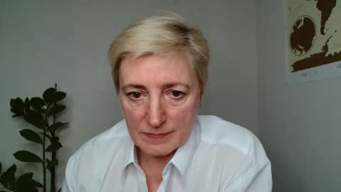 Snapshot of verony_ chatting on March 9, 2025, 3:27 pm verony_ online show from March 9, 2025, 3:27 pm