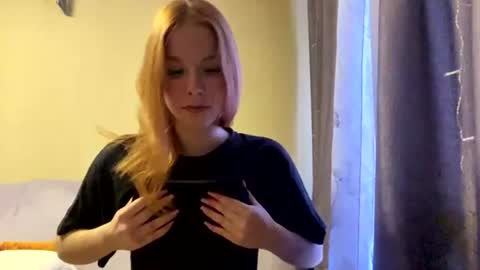 Lina online show from June 20, 2026, 9:01 am