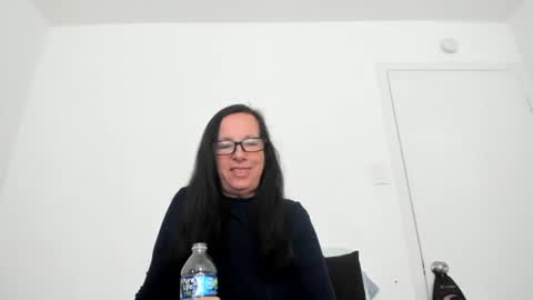 Snapshot of verysassypeachgoddess chatting on June 4, 2026, 1:06 pm verysassypeachgoddess online show from June 4, 2026, 1:06 pm