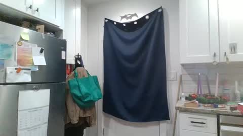 Snapshot of verysmallpeni chatting on December 13, 2024, 11:17 pm verysmallpeni online show from December 13, 2024, 11:17 pm