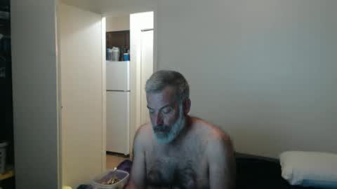 hairy man online show from February 12, 2026, 1:00 am