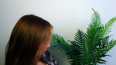 Snapshot of veryveryshygirl chatting on November 6, 2025, 9:10 am Ana online show from November 6, 2025, 9:10 am