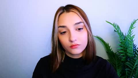 Snapshot of veryveryshygirl chatting on December 22, 2025, 10:12 am Ana online show from December 22, 2025, 10:12 am