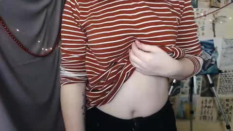 veryveryvery_shy online show from December 31, 2024, 8:59 am