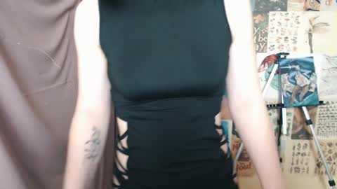 veryveryvery_shy online show from January 21, 2025, 9:57 am