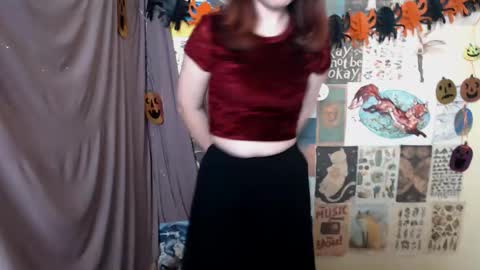 veryveryvery_shy online show from October 29, 2025, 8:38 am