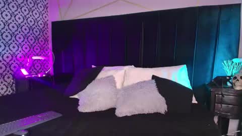 Snapshot of verza_h23 chatting on October 23, 2025, 12:37 pm Sthefanny online show from October 23, 2025, 12:37 pm