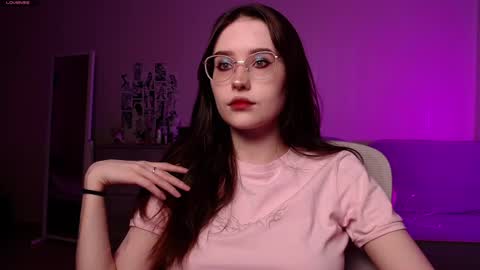 Iva  online show from February 17, 2025, 10:58 pm