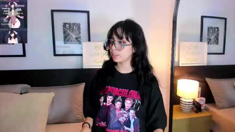 Anaya online show from March 19, 2026, 11:36 am