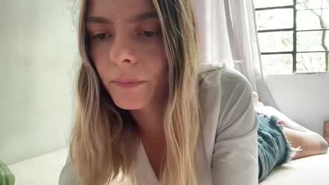 papichulo y mamichula online show from March 25, 2026, 5:08 pm