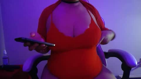 vibe_xxxo online show from February 25, 2026, 6:45 am