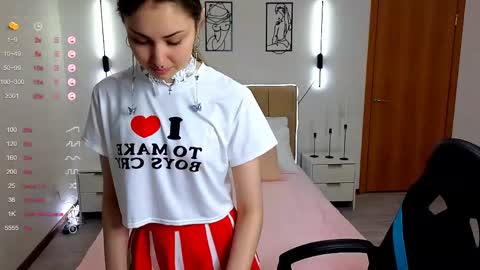 vibetwinkle online show from May 25, 2026, 7:47 am